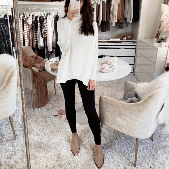 Sweaters - Turtleneck Asymmetrical Batwing Sleeve Sweater XS